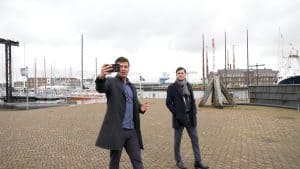 Europarlementariër Tom Berendsen bezoekt Harmen en Den Helder (video)