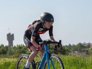 Meiden van start in Tour de Lasalle, koppositie voor Müller en Bader