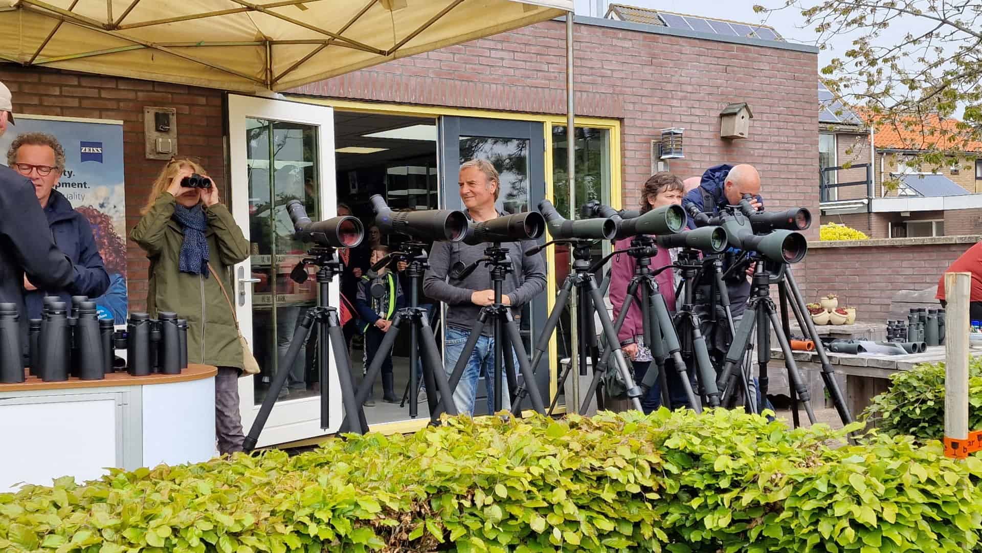 Vogelliefhebbers zamelen ruim 14.000 euro in voor kwetsbare kustbroedvogels