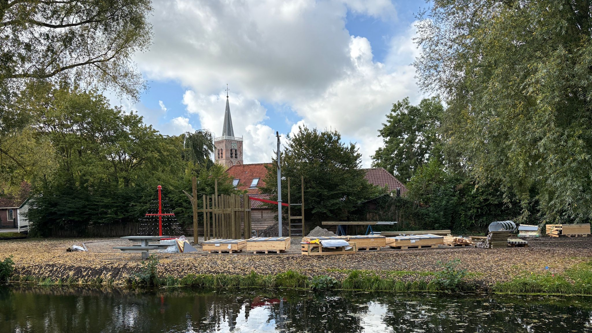 Nieuwe speeltuin in Nieuwe Niedorp krijgt vorm