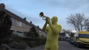 Muziekvereniging brengt eigen biertje rond (video)