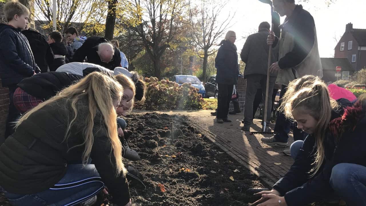 Leerlingen in Wieringerwerf herdenken Kristallnacht