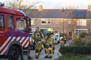 Rookkanaal verstopt in woning Duinroosstraat