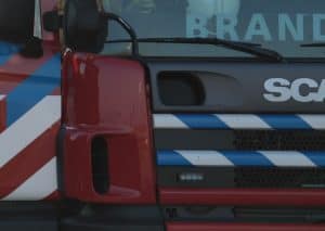 Bewoners ruiken sterke brandlucht in huis