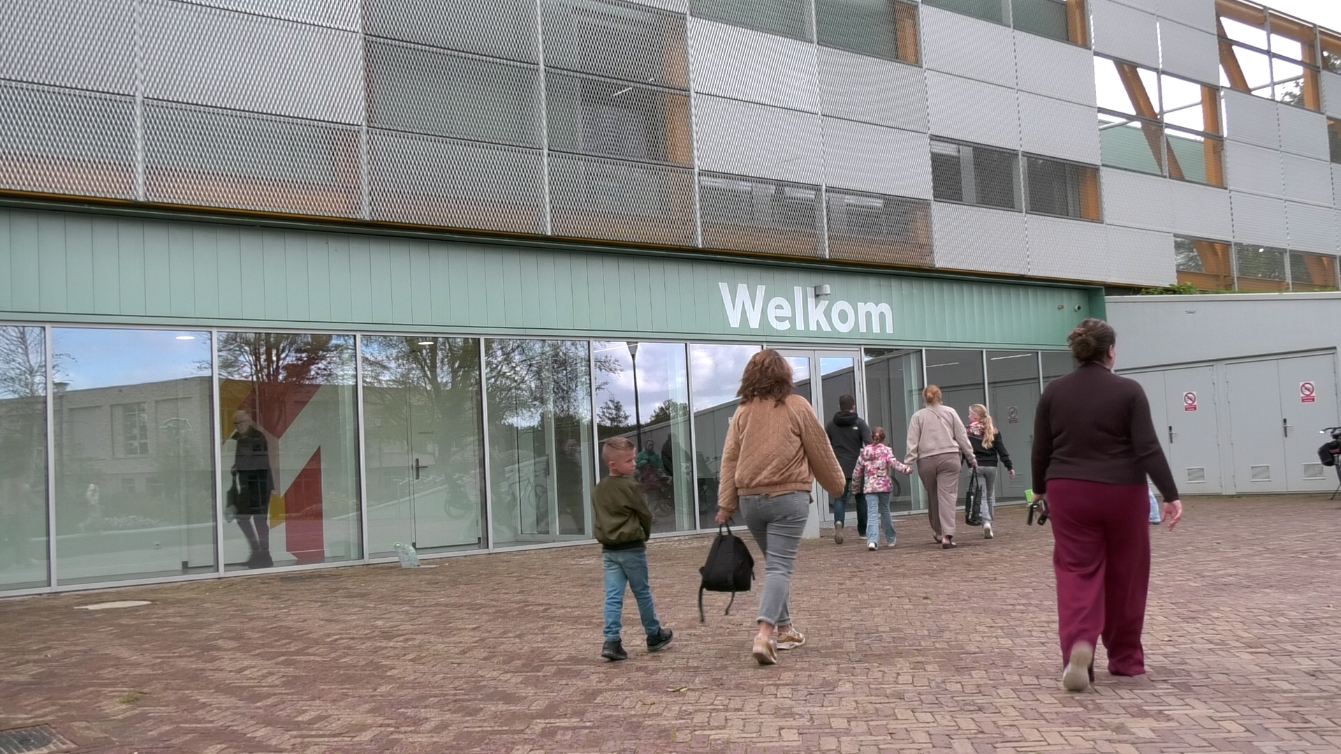 Video: Campus de Terp is het bruisend sporthart van Wieringerwerf