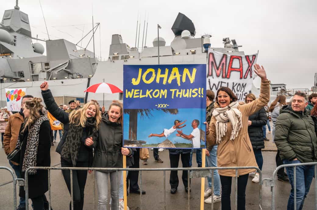 Zr.Ms. Evertsen op tijd terug voor Pakjesavond