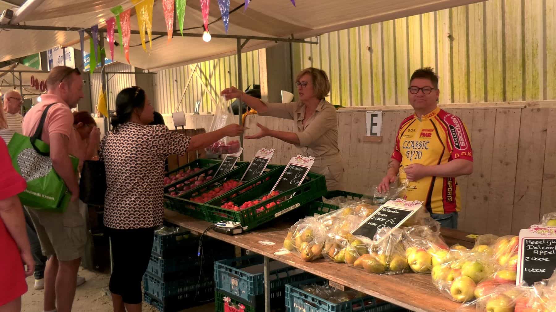 Video: Boerenversmarkt trekt ook dit jaar weer vele bezoekers