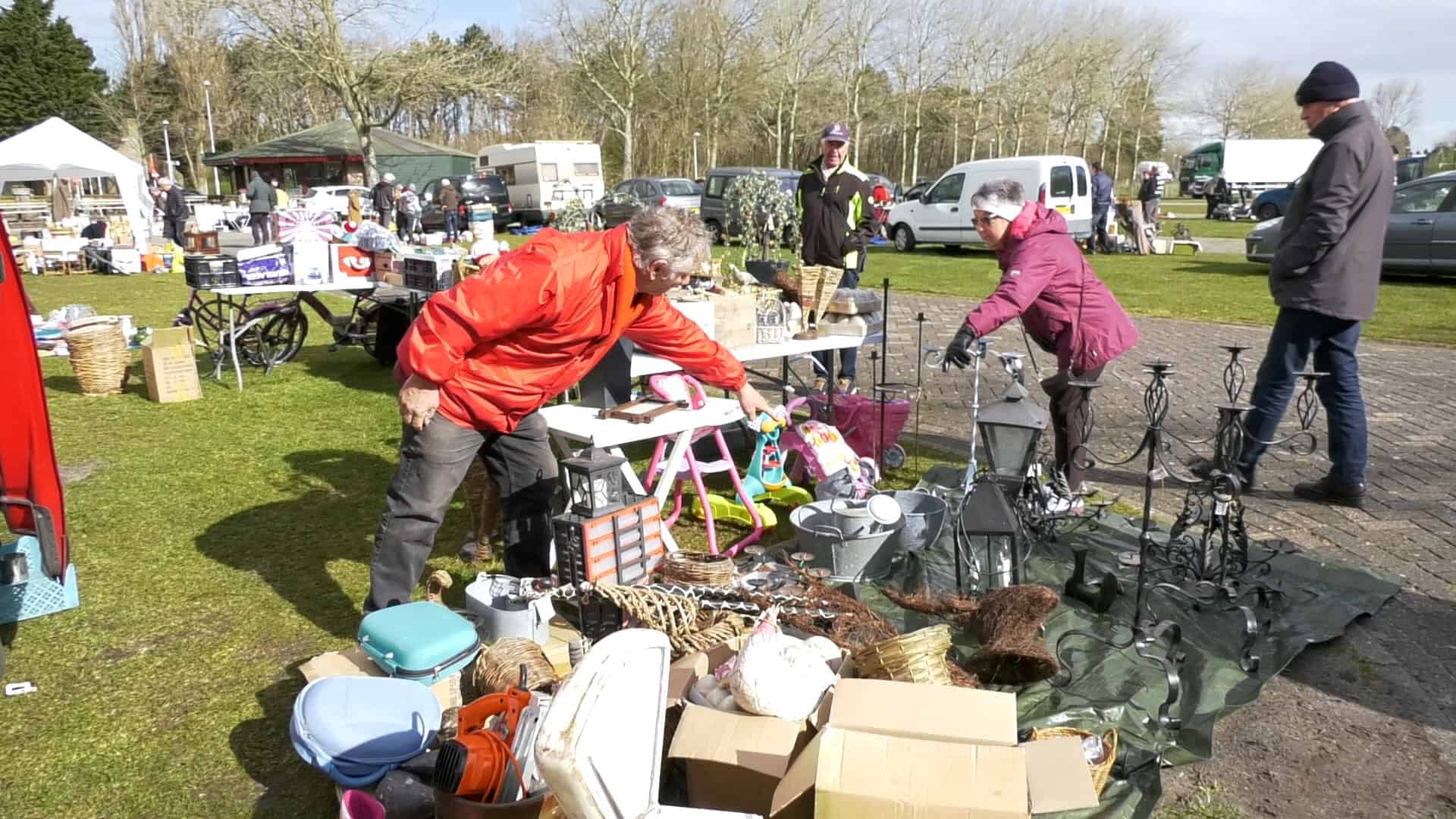 Kofferbakmarkt seizoen weer van start (video)