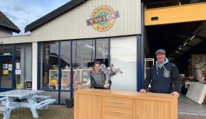 Kringloopwinkel Twice voorziet Wironruiters van sfeervolle kasten