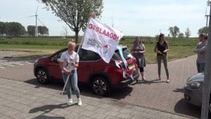 Docenten Mavo aan Zee maken felicitatierondje langs geslaagden (video)