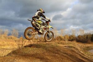 ‘Nu echt de laatste keer’: Helderse commissie wil dat Hollands Kroon vaart maakt met realisatie motorcrossbaan