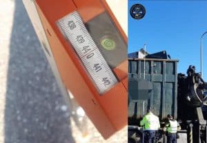 Te hoog geladen vrachtwagen op de N99