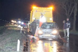 Auto total loss na aanrijding met tractor in ‘t Veld