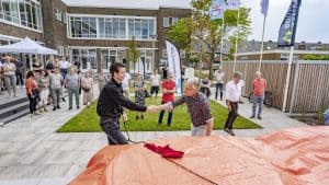 Woningstichting draagt 13 huurappartementen over aan ’s Heeren Loo