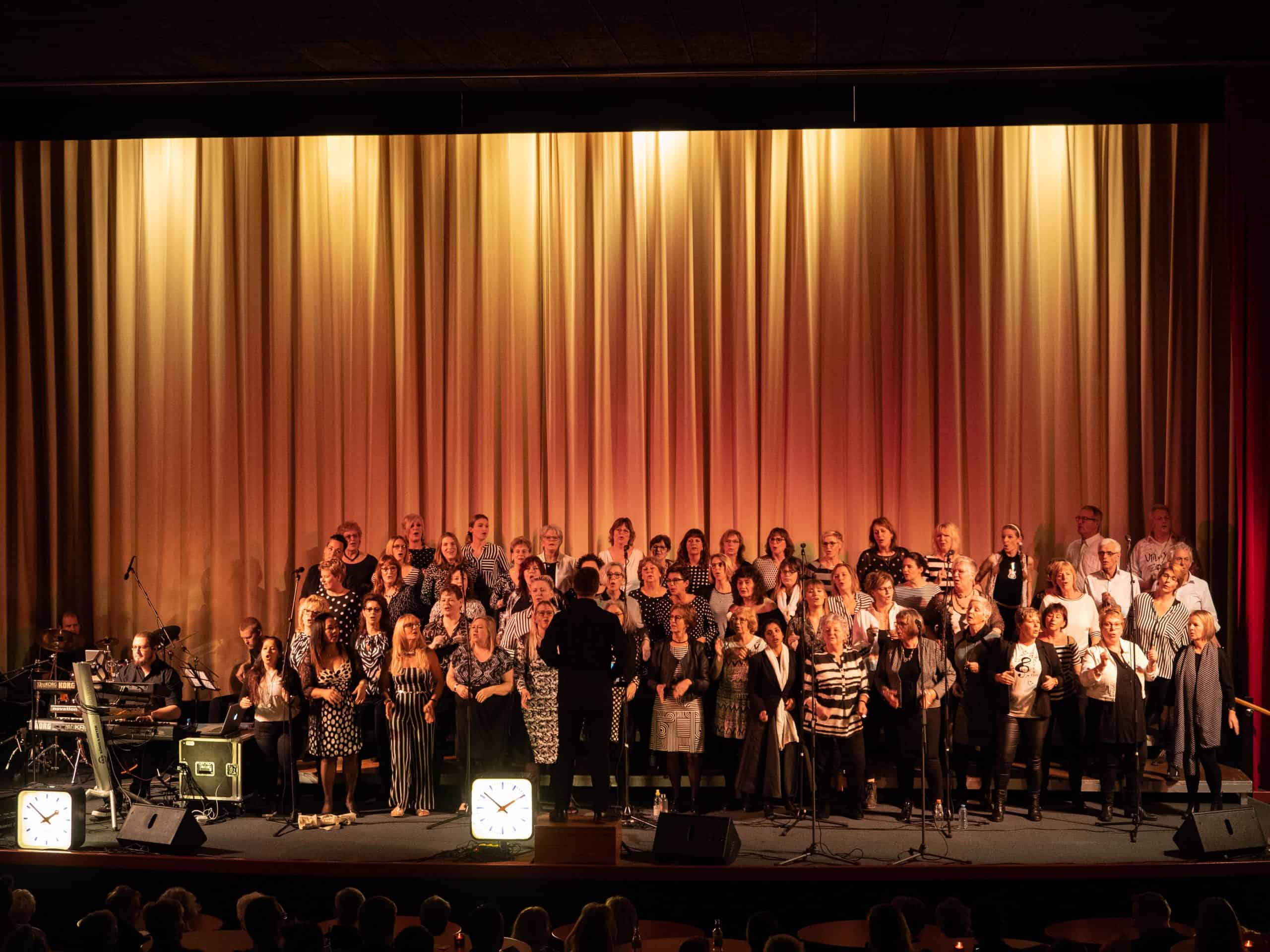 Amuzement zingt Seventies in Zevenskoop
