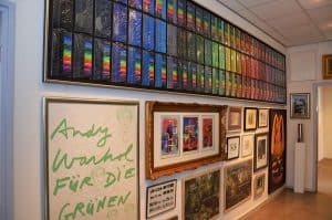 Gemeente stelt veiling kunst Scholte uit