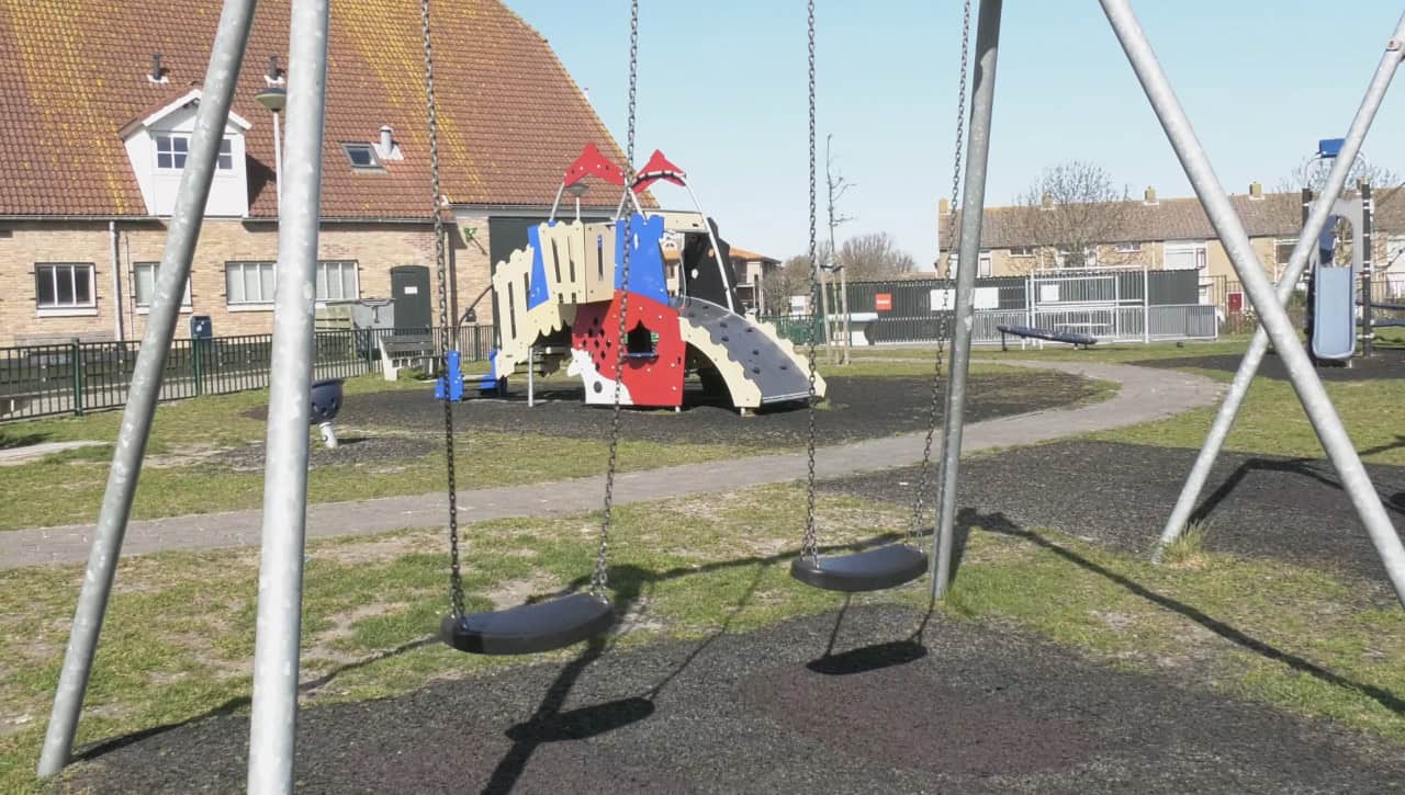 Steeds meer mensen houden gepaste afstand of blijven thuis