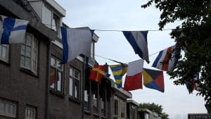 Regenachtig begin voor Feestweek Visbuurt (video)