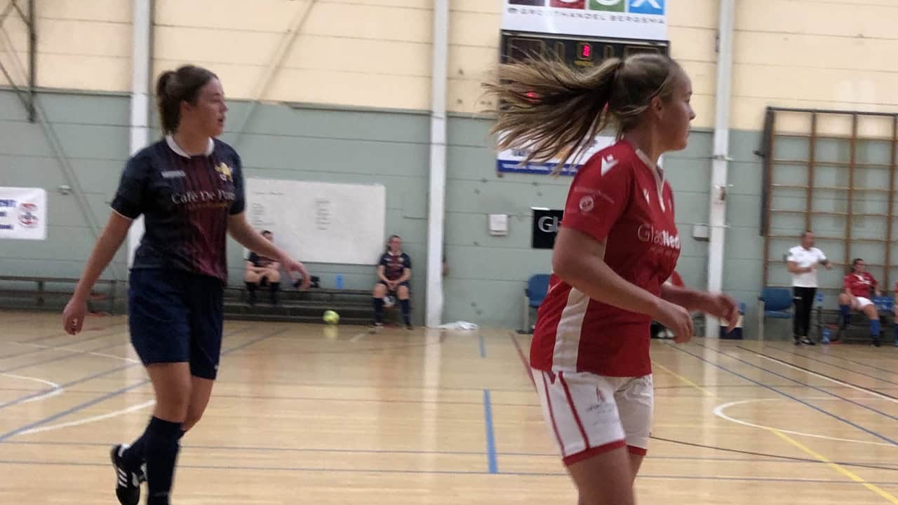 Makkelijke avond voor Zeemacht Dames 1