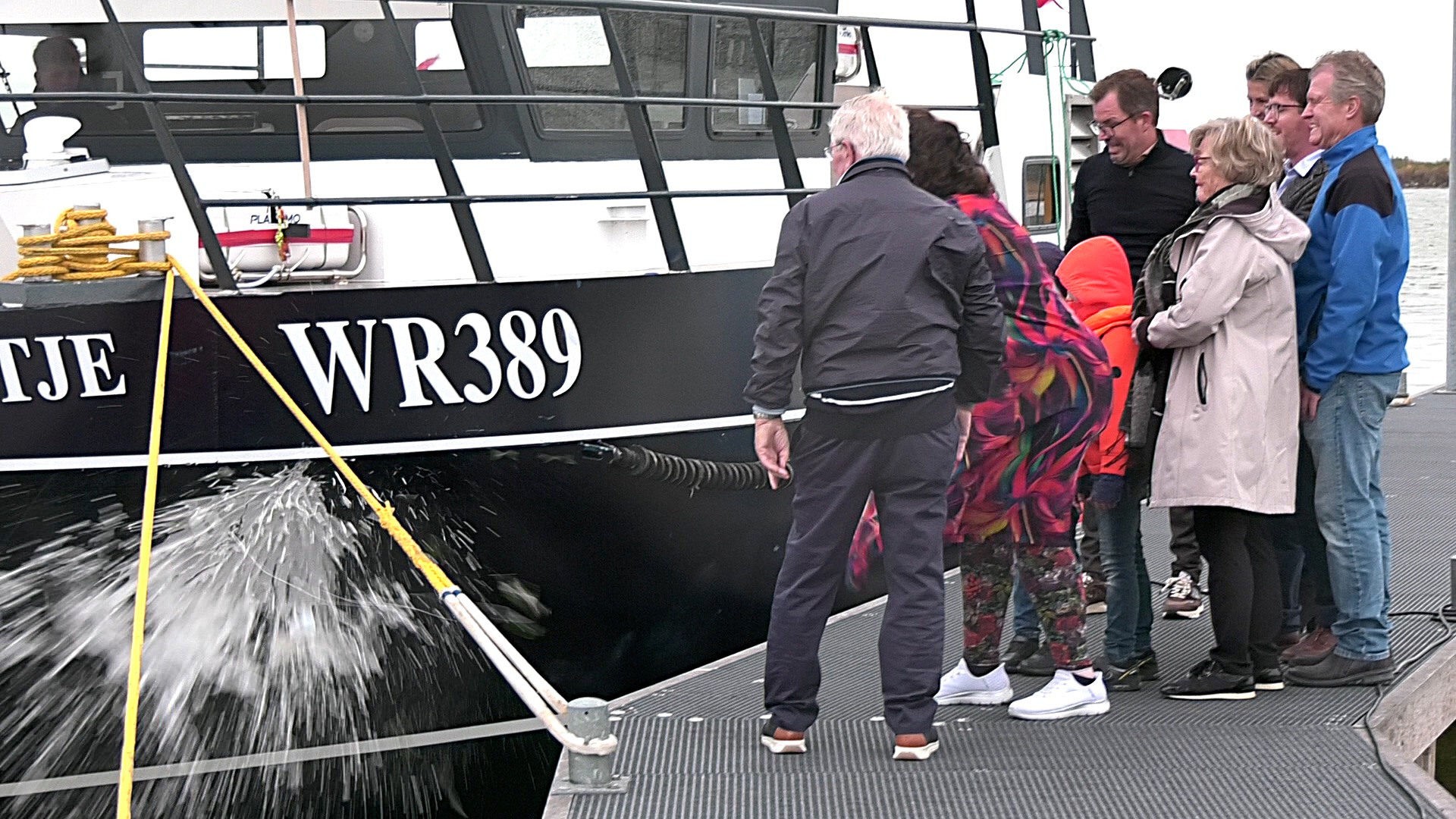 Video: Nieuwe boot van visserijbedrijf van Eekelen gedoopt door Caroline van der Plas