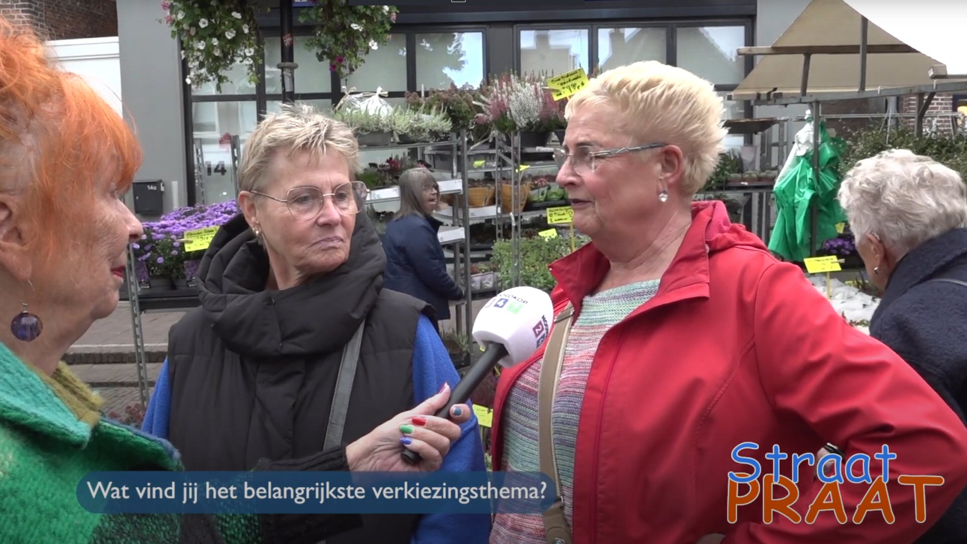 Video: Marktpubliek wil rust in Haagse politiek